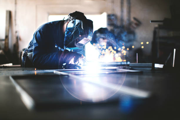 Best Pipe Welding in Mledgevle, IL